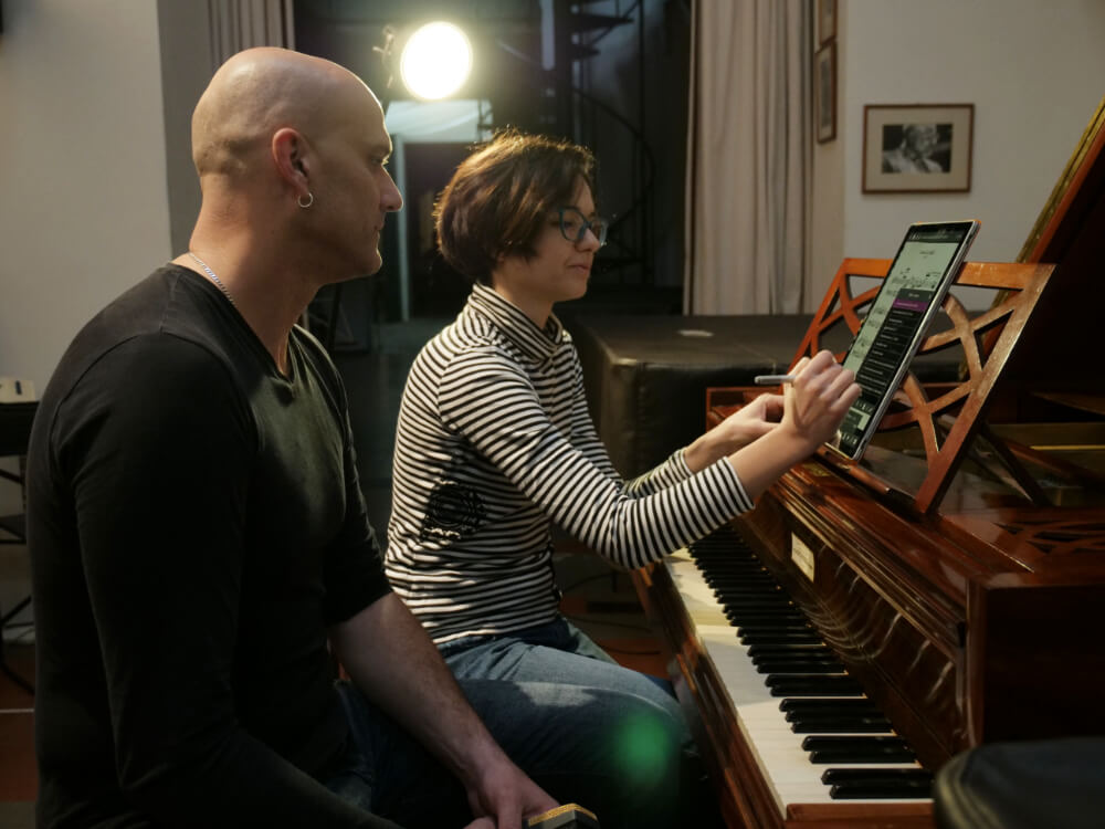 Patricia y Juanan grabando pianoforte